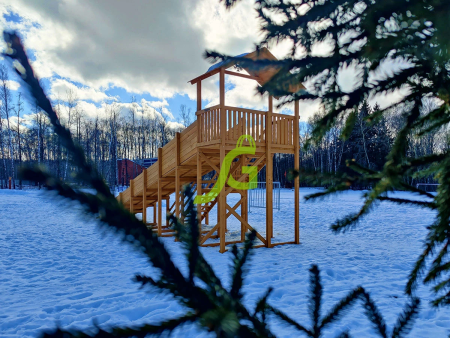 картинка Зимняя деревянная горка "IgraGrad Snow Fox (Домик)", скат 10 м от магазина Лазалка